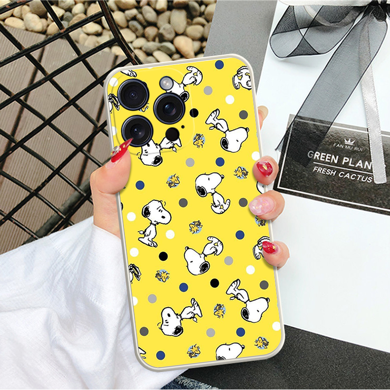 Peanuts Snoopy Themed Shockproof Phone Case